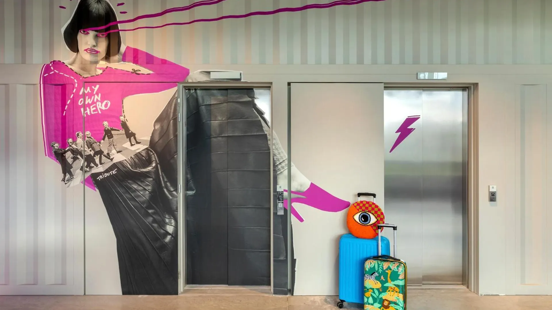 Moxy Antwerp Hotel