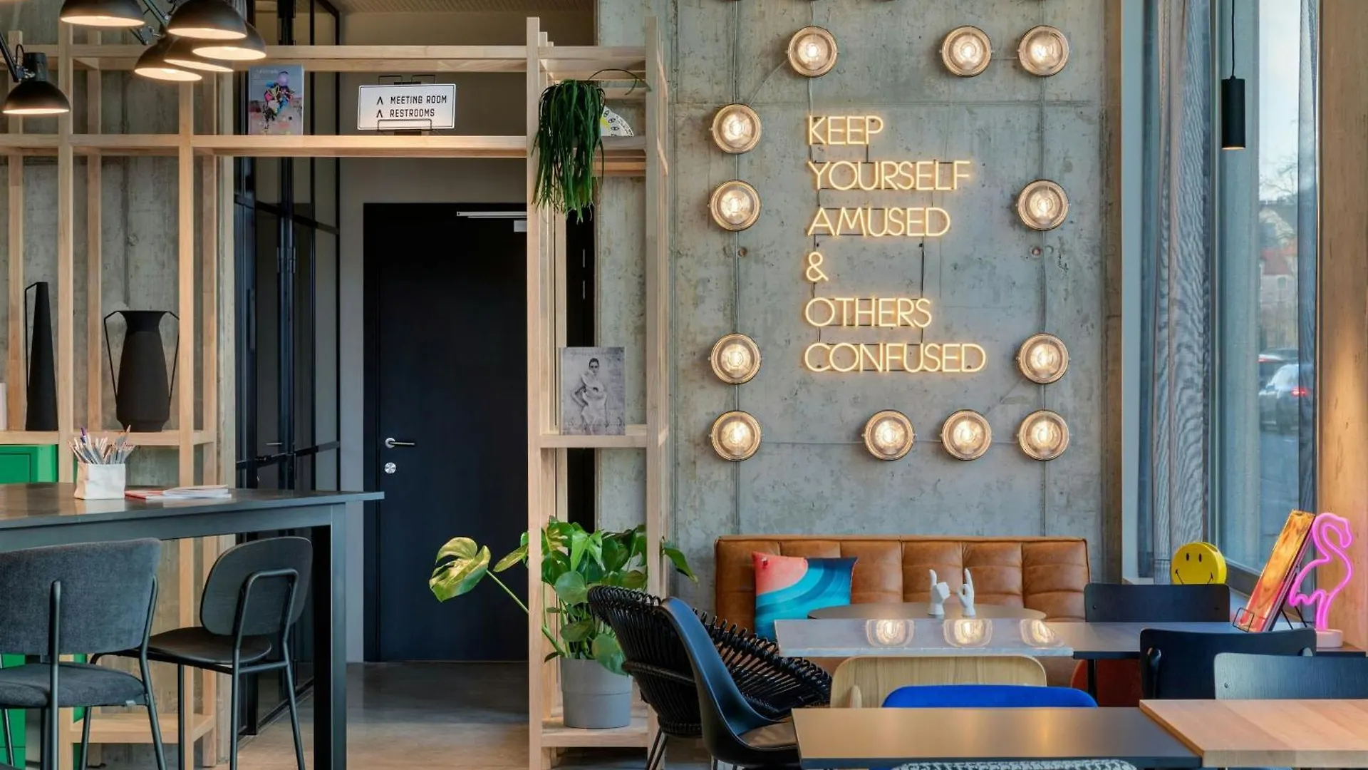 Hotel Moxy Antwerpen